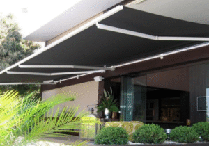 Mariana Toldos Curitiba - Lonas - Policarbonato - Cortinas - Sombreiro